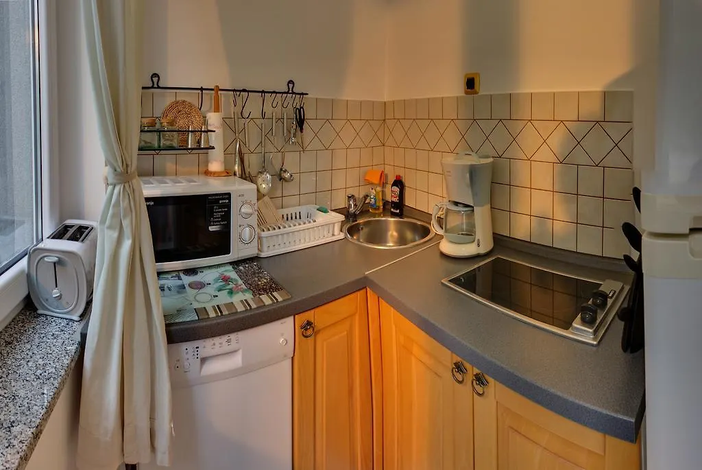 Vis A Vis Apartments