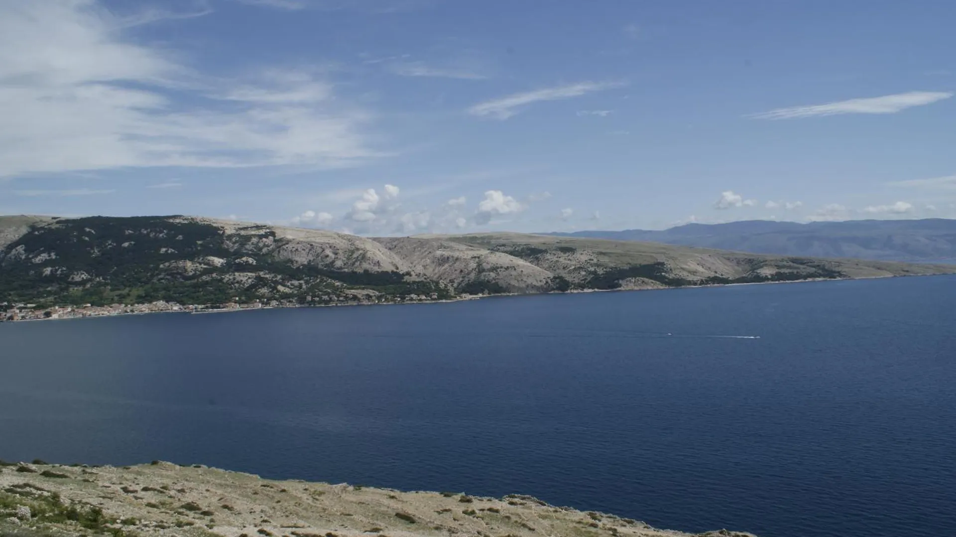Vis A Vis Apartments  Baska (Krk)
